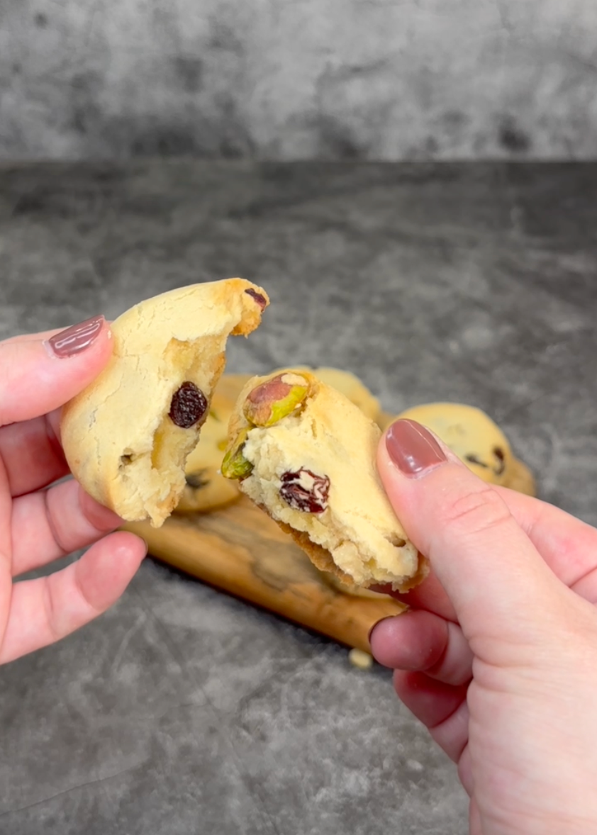Mersu with Raisins