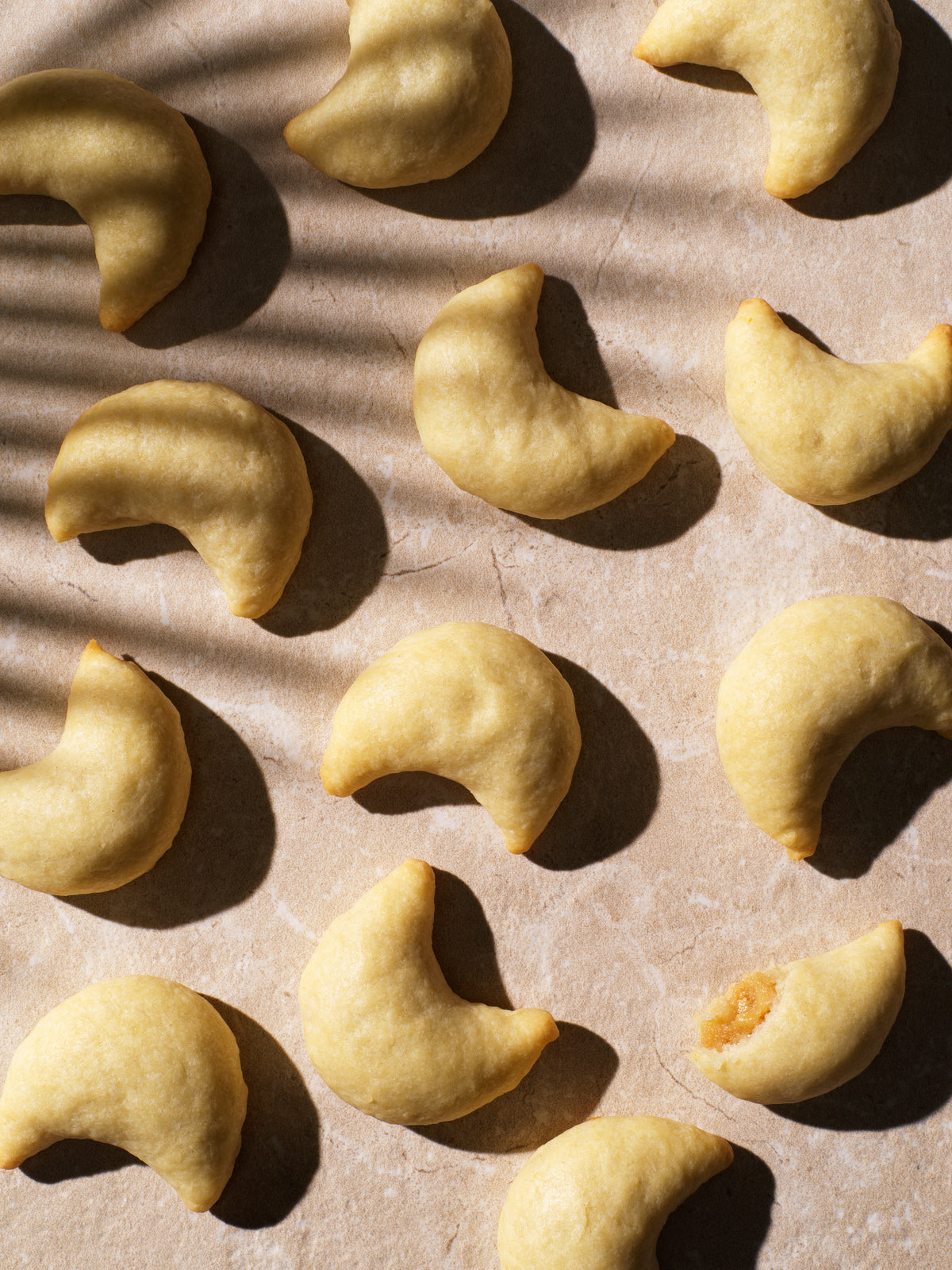 Sin’s Crescents